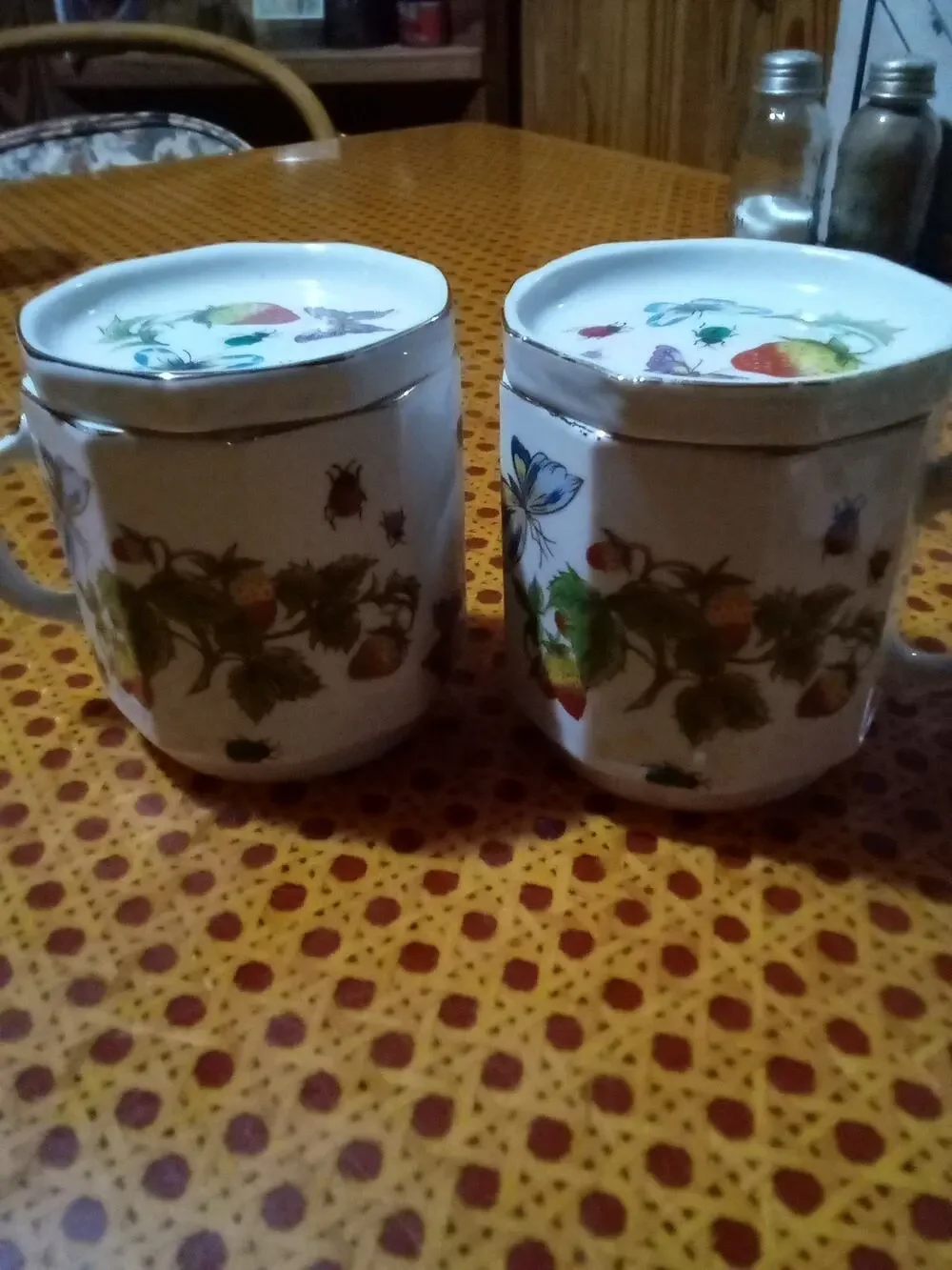Ardalt Lenwile SpringTime 2 Teacup Cover Coaster Butterfly Ladybug Strawberry